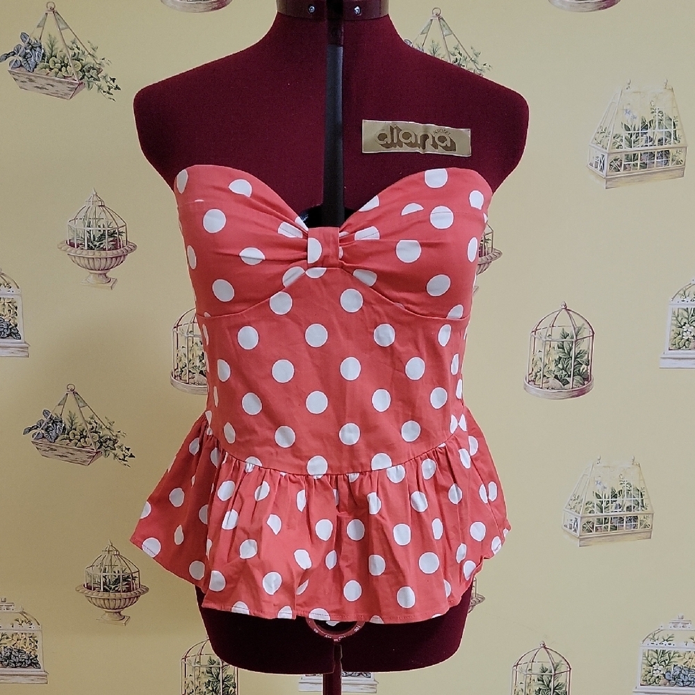 📣3/$30📣 Twik Pink Sleeveless Peplum Blouse with Tie Front